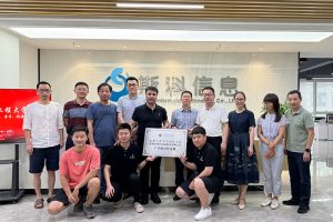 斯科信息與安徽工程大學(xué)領(lǐng)導(dǎo)深入交流，合作基地正...